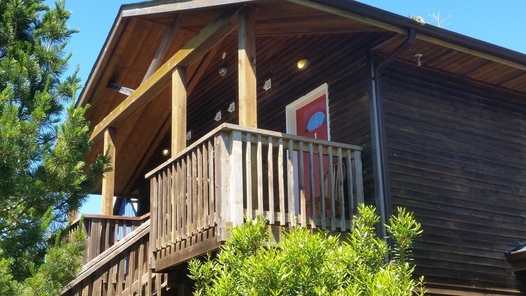 Reef Point Cottages 우크루렛 외부 사진